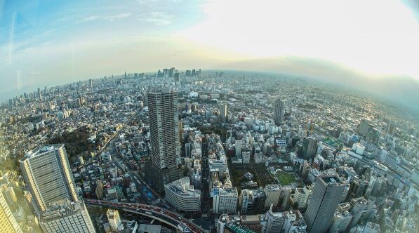 【東京/中古マンション価格・家賃観測】23区ファミリー向けマンション価格は1億円超、家賃は24万円台後半に